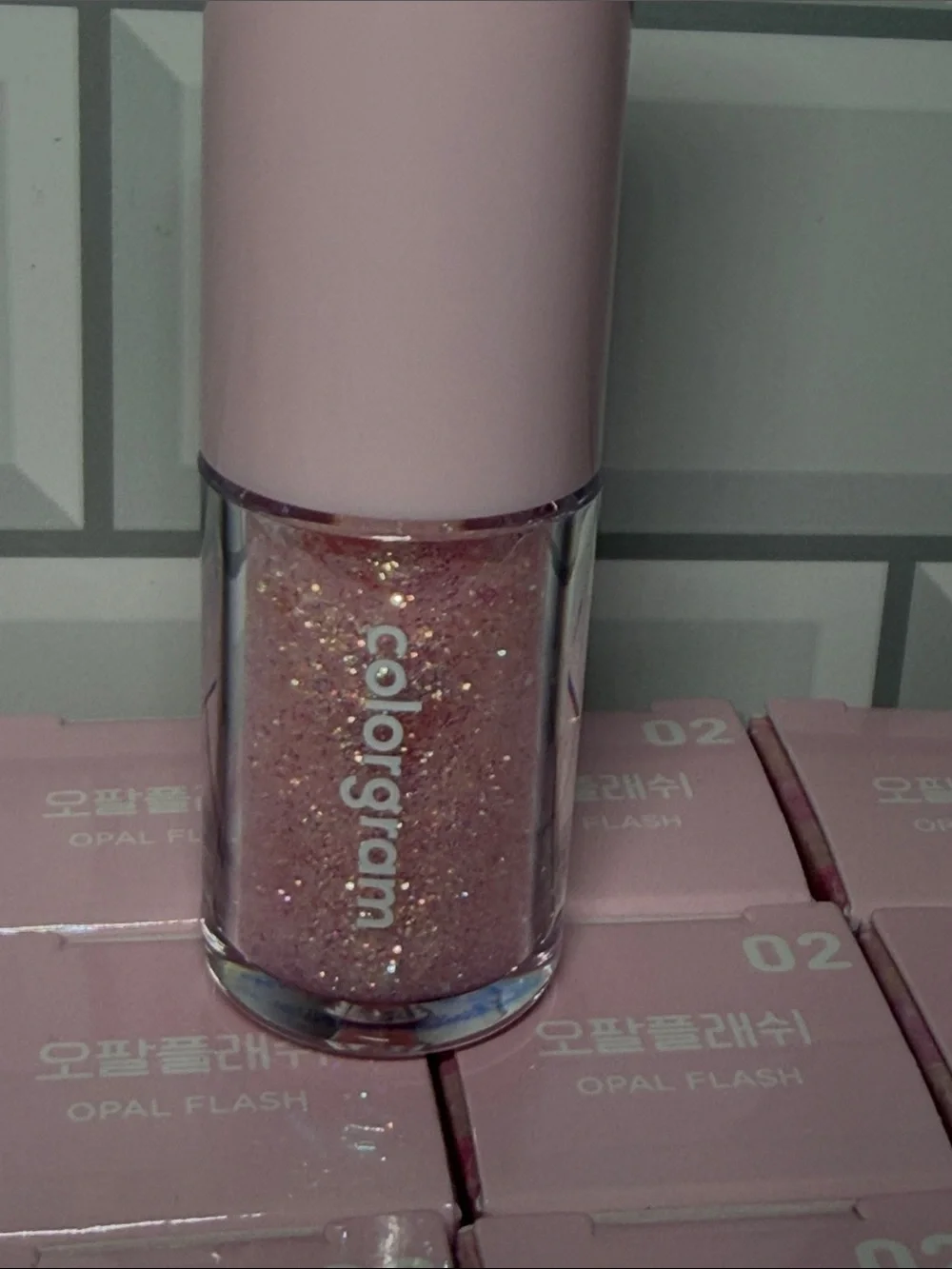 LOT of 12 Coloagram Opal Flash Shimmer Eyeshadow – Iridescent Pink